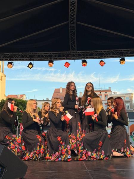 Muzyczna Noc Świętojańska na ząbkowickim rynku. Młodzi artyści zachwycili publiczność