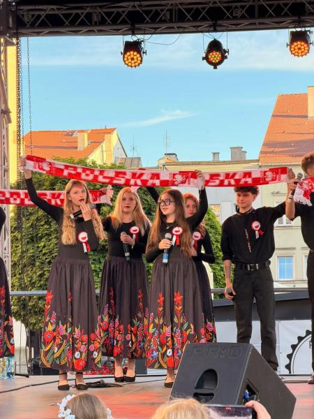 Muzyczna Noc Świętojańska na ząbkowickim rynku. Młodzi artyści zachwycili publiczność