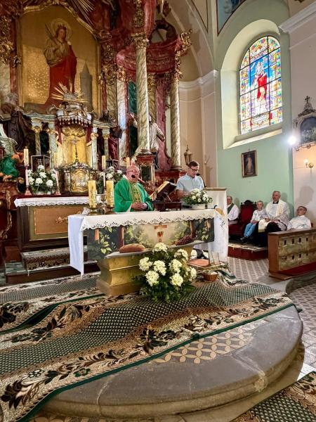 Po ponad 52 latach kapłaństwa i 18 latach w Stoszowicach ksiądz Marian Maluk przeszedł na emeryturę