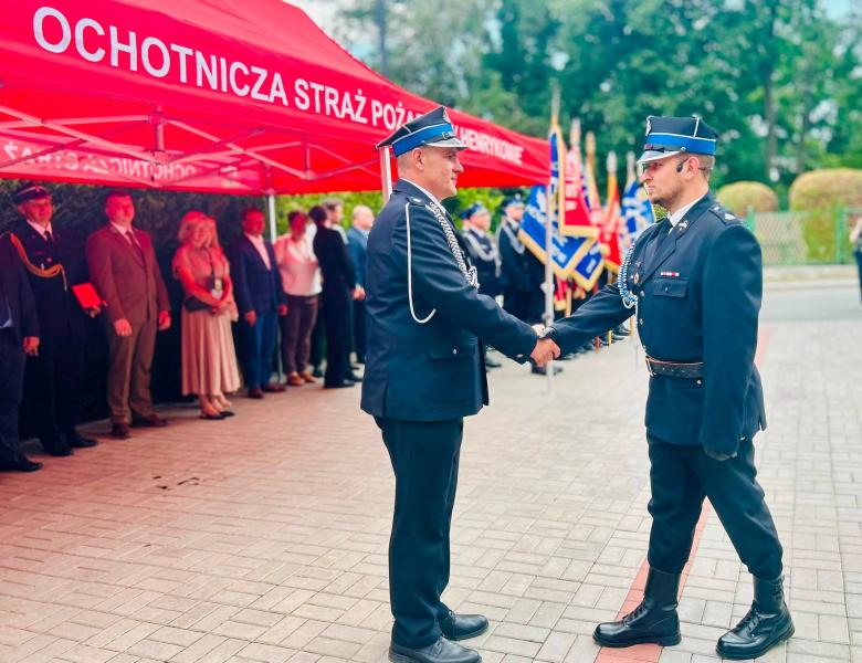 80 lat OSP Henryków. Jubileusz jednostki z udziałem strażaków, mieszkańców i samorządowców