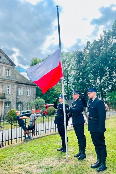 80 lat OSP Henryków. Jubileusz jednostki z udziałem strażaków, mieszkańców i samorządowców