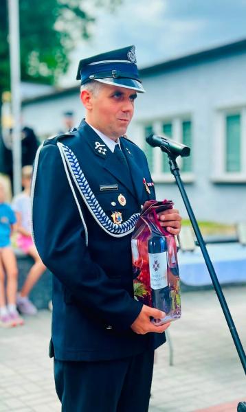 80 lat OSP Henryków. Jubileusz jednostki z udziałem strażaków, mieszkańców i samorządowców