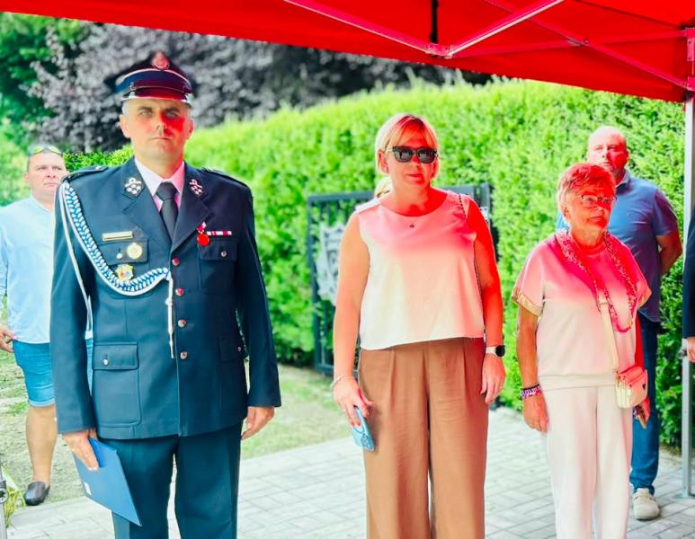 80 lat OSP Henryków. Jubileusz jednostki z udziałem strażaków, mieszkańców i samorządowców