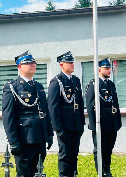 80 lat OSP Henryków. Jubileusz jednostki z udziałem strażaków, mieszkańców i samorządowców