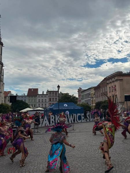 Meksyk na ząbkowickim rynku. Barwny folklor zachwycił mieszkańców i turystów
