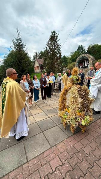 Dożynki w Biernacicach. Rolnicy i mieszkańcy podziękowali za plony