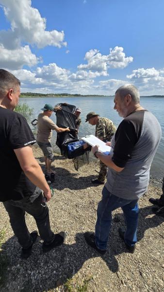 Wędkarska rywalizacja nad Kozielnem. 12 drużyn walczyło o zwycięstwo