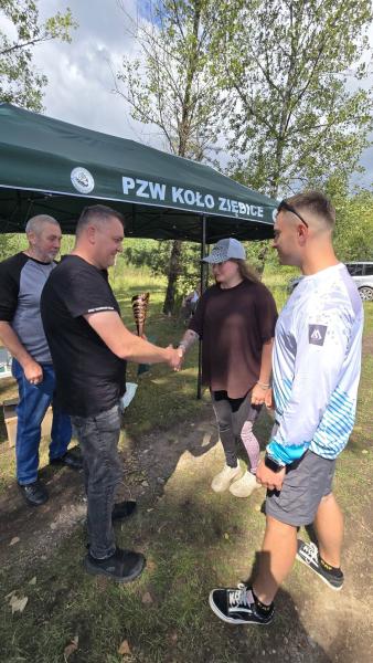 Wędkarska rywalizacja nad Kozielnem. 12 drużyn walczyło o zwycięstwo