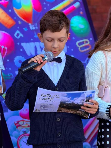 Rozpoczęcie roku szkolnego w Szkole Podstawowej nr 4 w Ziębicach