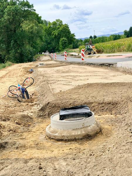 Kolejny etap realizacji infrastruktury drogowej i technicznej  do strefy inwestycyjnej