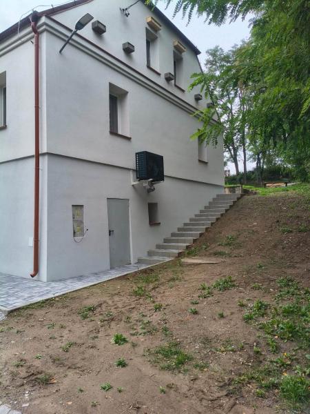 Świetlica w Piotrowicach Polskich po remoncie. Budynek przeszedł termomodernizację