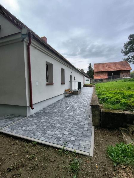 Świetlica w Piotrowicach Polskich po remoncie. Budynek przeszedł termomodernizację
