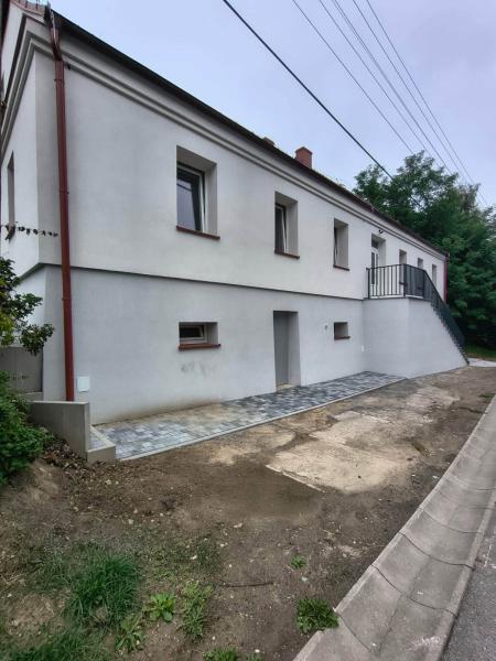Świetlica w Piotrowicach Polskich po remoncie. Budynek przeszedł termomodernizację