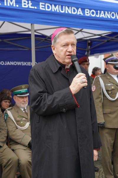Kadeci z Henrykowa złożyli ślubowanie. Wyróżniono także nauczycieli
