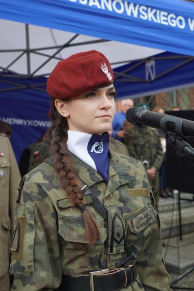 Kadeci z Henrykowa złożyli ślubowanie. Wyróżniono także nauczycieli