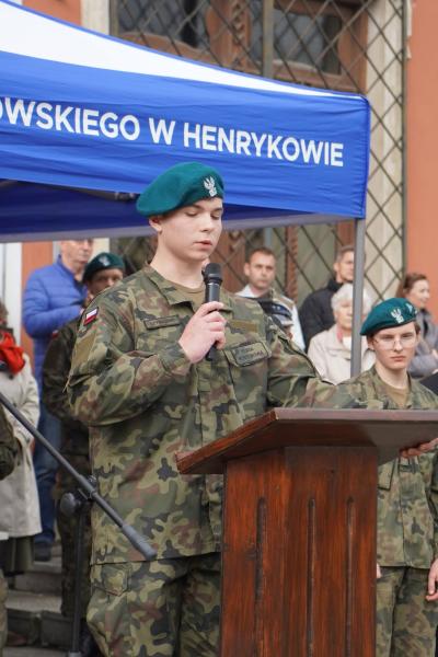 Kadeci z Henrykowa złożyli ślubowanie. Wyróżniono także nauczycieli