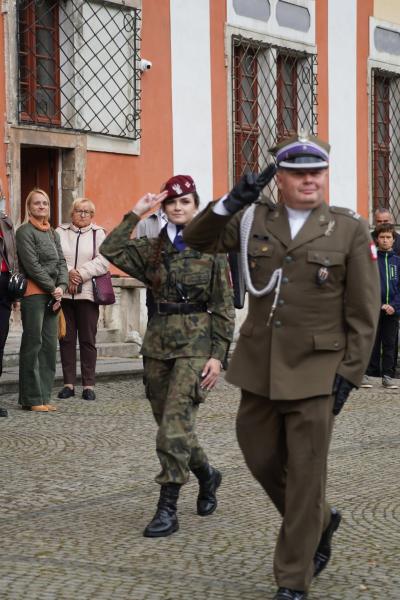 Kadeci z Henrykowa złożyli ślubowanie. Wyróżniono także nauczycieli