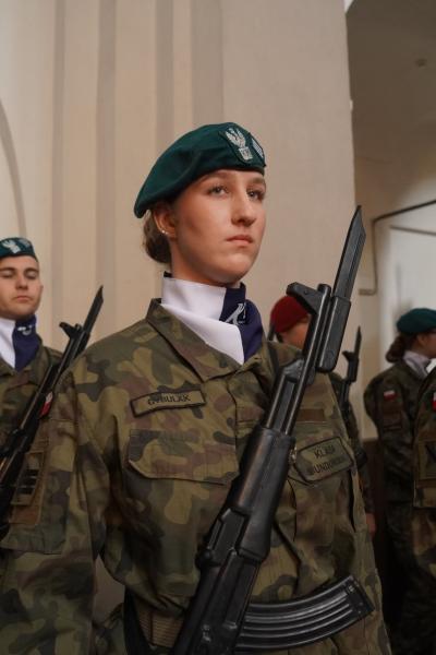 Kadeci z Henrykowa złożyli ślubowanie. Wyróżniono także nauczycieli