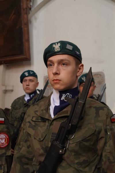 Kadeci z Henrykowa złożyli ślubowanie. Wyróżniono także nauczycieli
