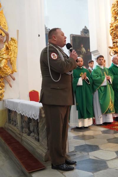 Kadeci z Henrykowa złożyli ślubowanie. Wyróżniono także nauczycieli