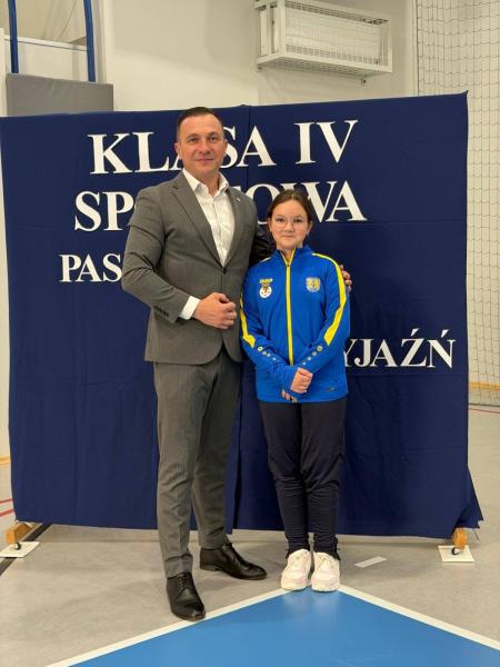 W Kamieńcu Ząbkowickim zainaugurowano rok szkolny klas sportowych