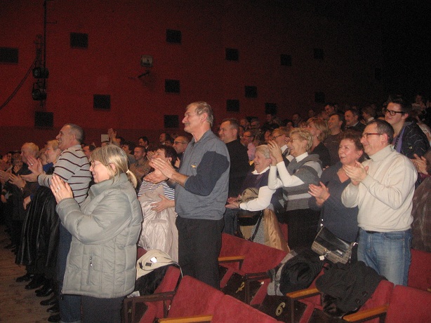 Kabaret pod Wyrwigroszem na deskach Ząbkowickiego Ośrodka Kultury