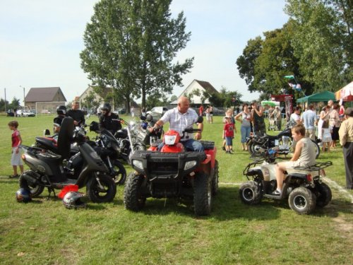 Zlot quadów, skuterów i motocykli w Niedźwiedziu