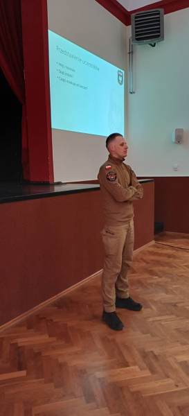 Ćwiczenia specjalistyczne strażaków w Ciepłowodach