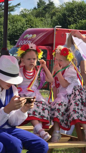 V Jubileuszowy Przegląd Zespołów Ludowych rozbrzmiał w Mąkolnie