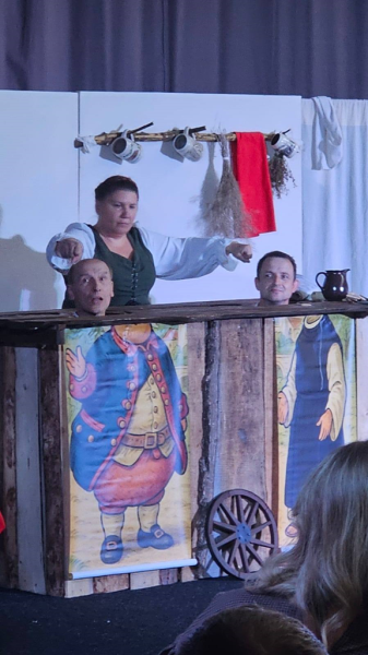 Premiera sztuki „Mozaika z B.” w wykonaniu Teatru na Miarę