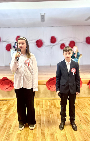  Akademia z okazji Święta Niepodległości w Niepublicznej Szkole Podstawowej w Lubnowie