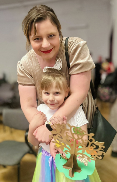 Występ przedszkolaków z okazji Dnia Mamy i Taty w Ziębickim Centrum Kultury