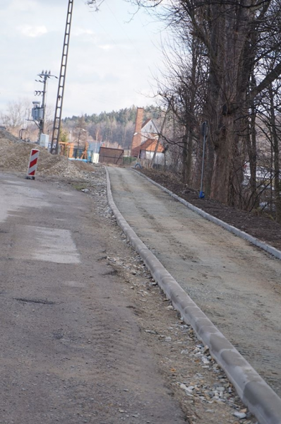 „Rowerem przez Pogranicze Kłodzkie”. W Złotym Stoku trwa budowa ścieżki rowerowej