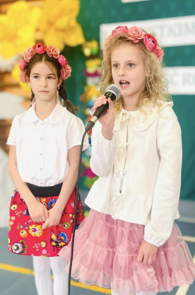 Apel wielkanocny w Szkole Podstawowej w Henrykowie