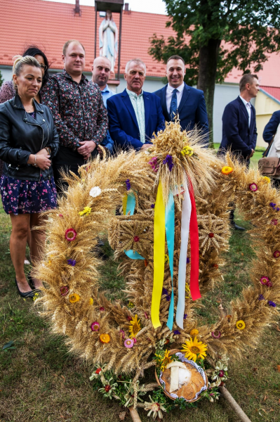 Skromniejsze, ale z nie mniejszym szacunkiem dla pracy rolników. Święto plonów w Budzowie [foto]