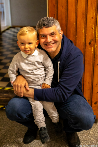 Dziecięcy świat zabawy podczas Dni i Nocy Krzywej Wieży