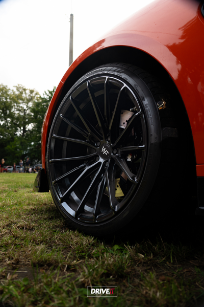 Miłośnicy motoryzacji spotkali się w Ząbkowicach Śląskich po raz siódmy - How Low VII 2025 [foto]