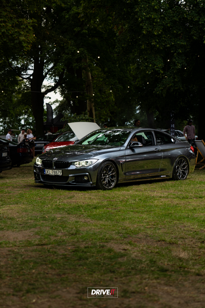 Miłośnicy motoryzacji spotkali się w Ząbkowicach Śląskich po raz siódmy - How Low VII 2025 [foto]