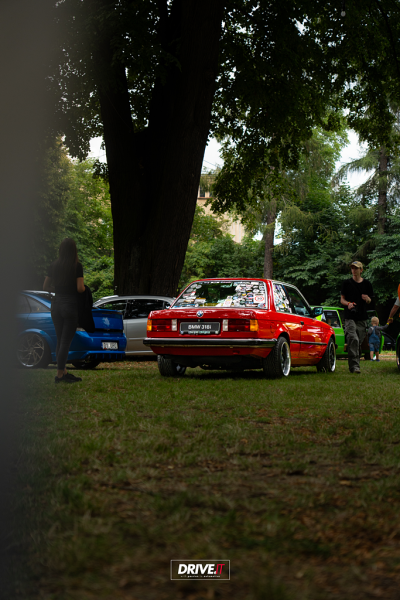 Miłośnicy motoryzacji spotkali się w Ząbkowicach Śląskich po raz siódmy - How Low VII 2025 [foto]