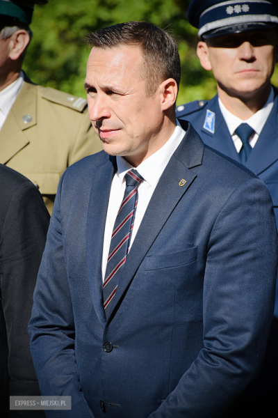 „Ludzkość musi położyć kres wojnie [...]”  Powiatowa Uroczystość Kombatancka w Ziębicach [foto]