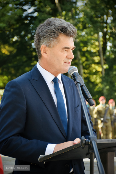 „Ludzkość musi położyć kres wojnie [...]”  Powiatowa Uroczystość Kombatancka w Ziębicach [foto]