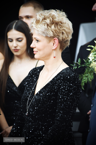 Studniówka w Zespole Szkół Ponadpodstawowych w Ziębicach [foto]