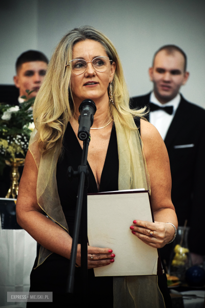 Studniówka w Zespole Szkół Ponadpodstawowych w Ziębicach [foto]