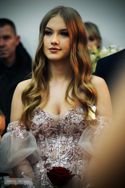 Studniówka w Zespole Szkół Ponadpodstawowych w Ziębicach [foto]