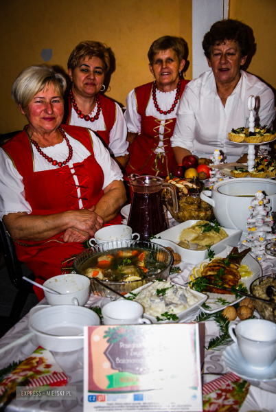 Przegląd Tradycji i Zwyczajów Bożonarodzeniowych w Ciepłowodach