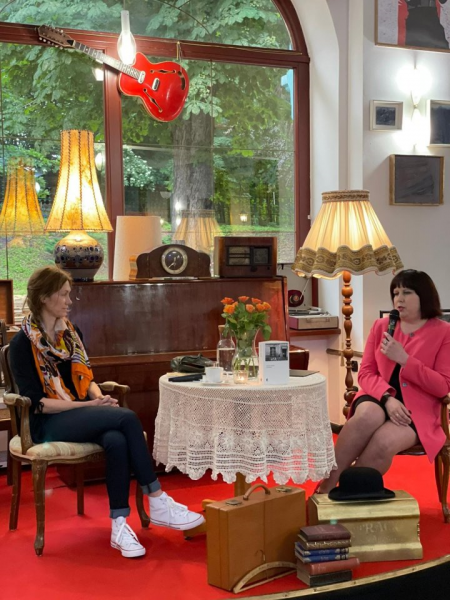 W restauracji Ziębickiego Centrum Kultury odbyło się spotkanie z autorką książki "Poniemieckie"