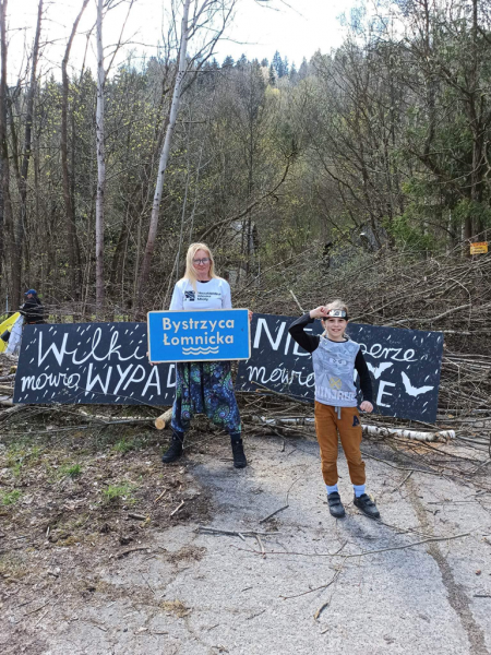 Protest mieszkańców Młotów