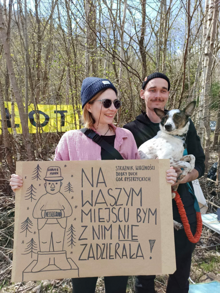 Protest mieszkańców Młotów