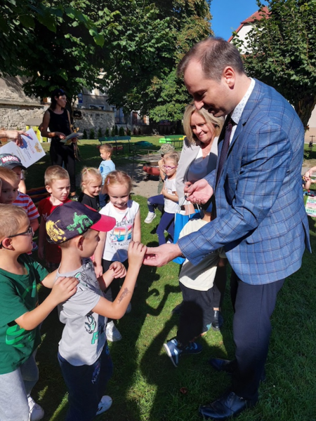 Święto pieczonego ziemniaka w przedszkolu nr 1 w Kamieńcu Ząbkowickim