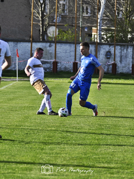 Klasa okręgowa: Zamek Kamieniec Ząbkowicki 1:2 (0:2) Orzeł Ząbkowice Śląskie